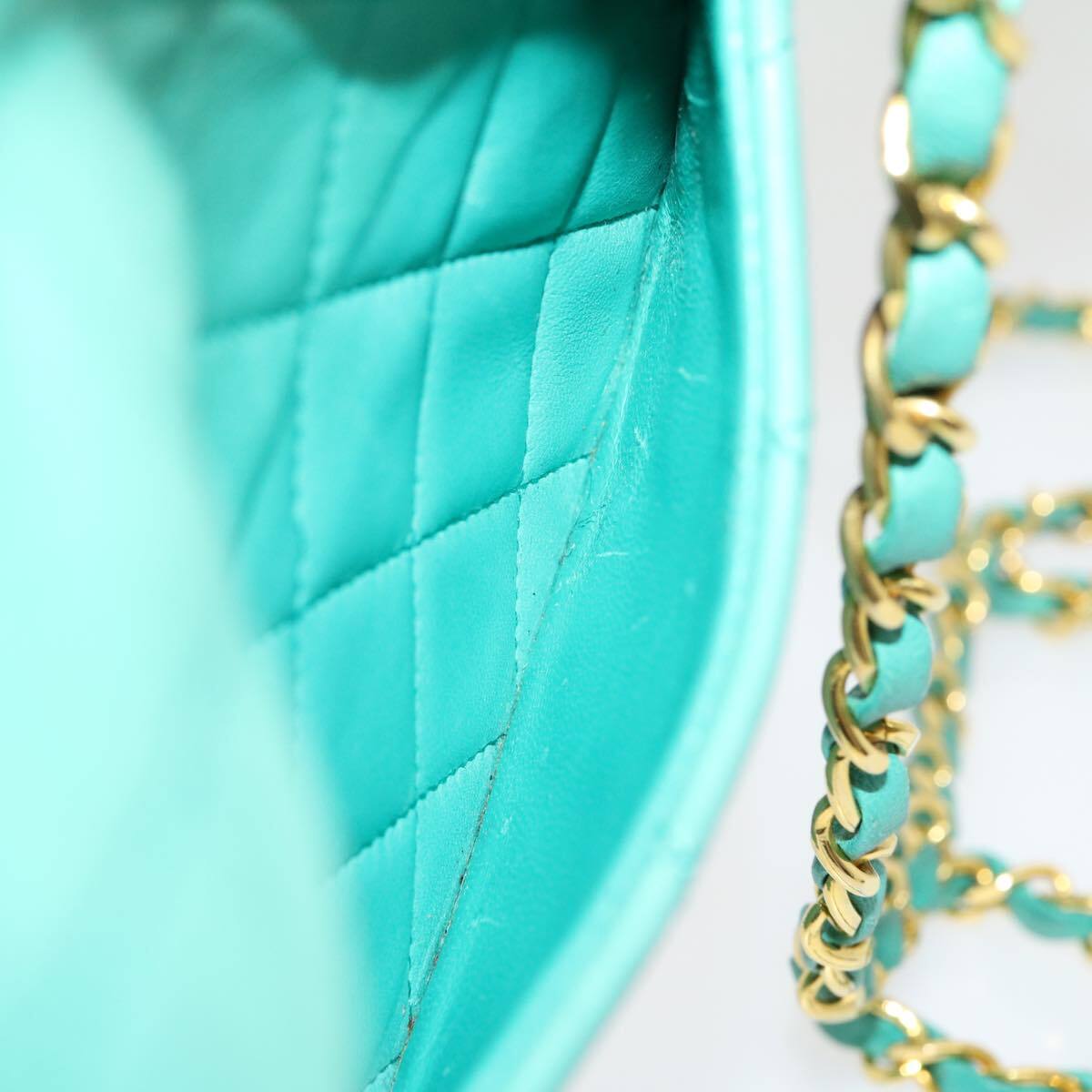 Chanel Vintage Square Classic Single Flap Bag Quilted Lambskin Blue Leather Bag (Pre-Owned)