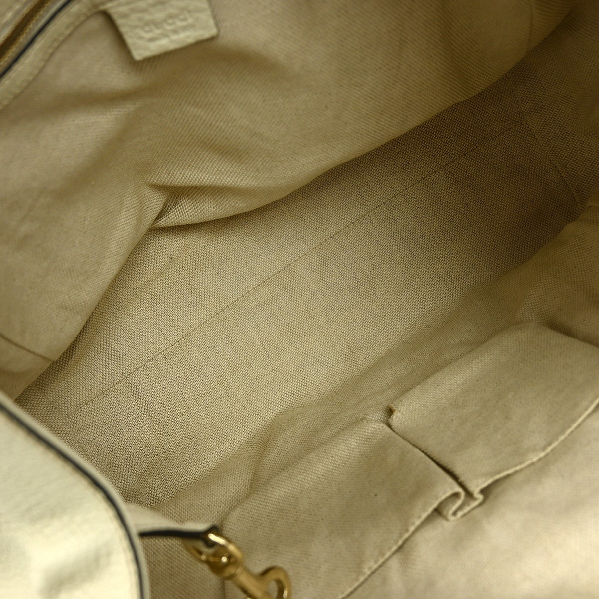 Gucci Soho Handbag Leather Ecru Leather Handbag (Pre-Owned)