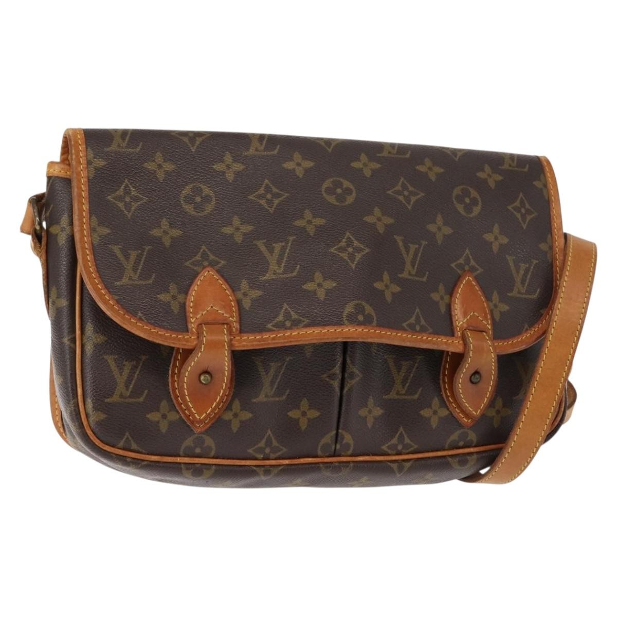 Louis Vuitton Sac Gibeciere Messenger Bag Monogram Canvas Brown Canvas Bag (Pre-Owned)