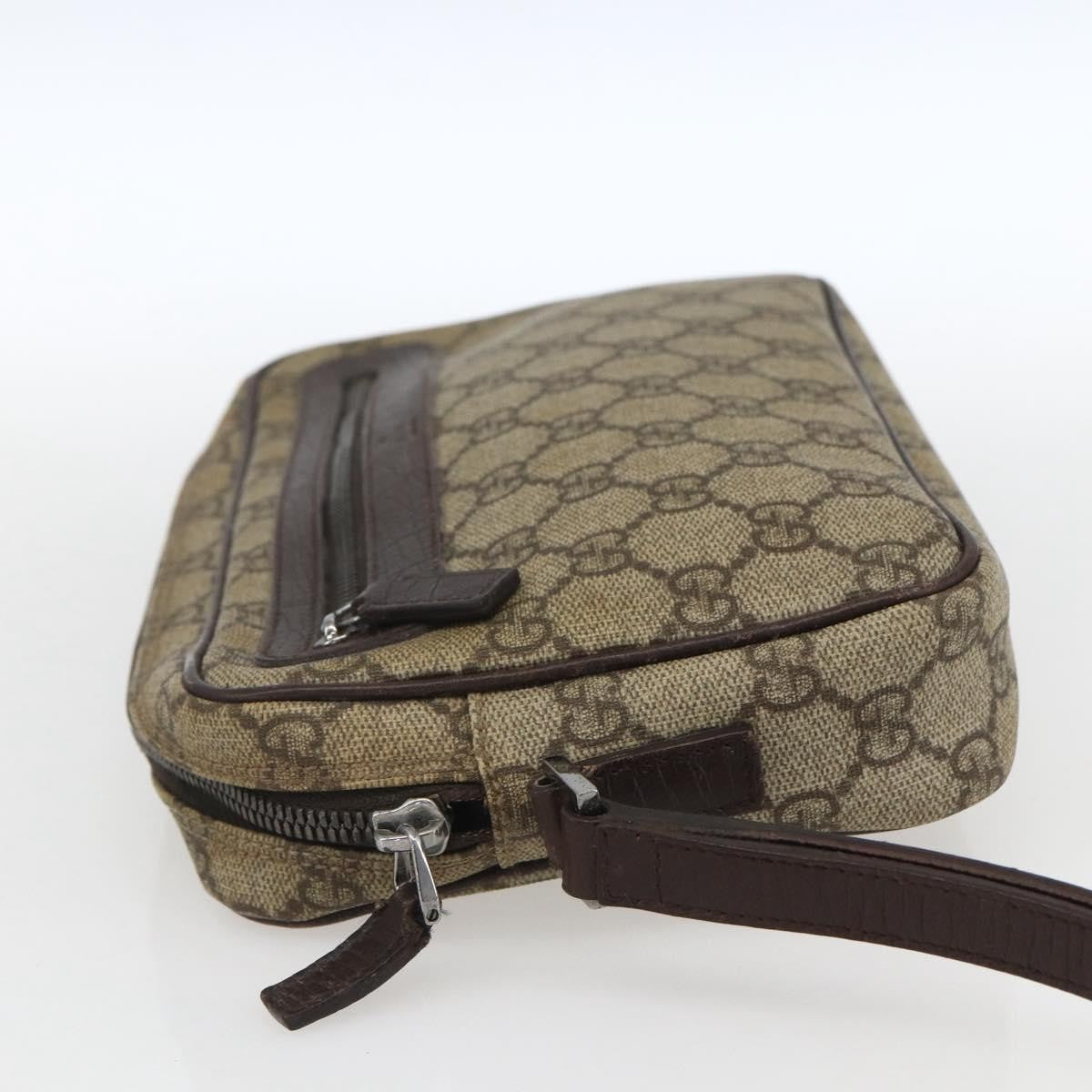 Gucci Wristlet Clutch Gg Coated Canvas Beige Canvas Clutche & Pouche Bag (Pre-Owned)