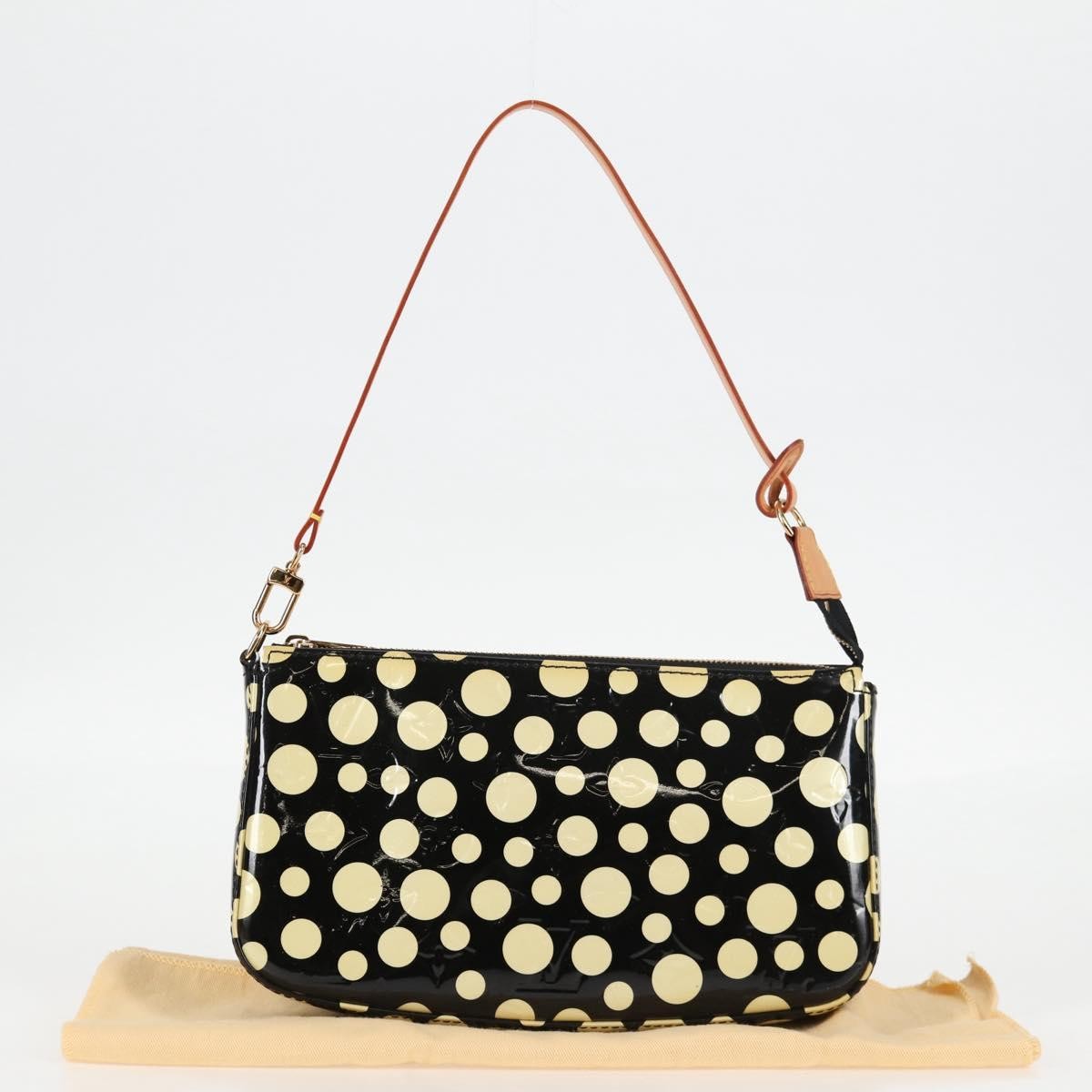 Louis Vuitton Pochette Accessoires Nm Kusama Infinity Dots Monogram Vernis Black Patent_Leather Clutche & Pouche Bag (Pre-Owned)