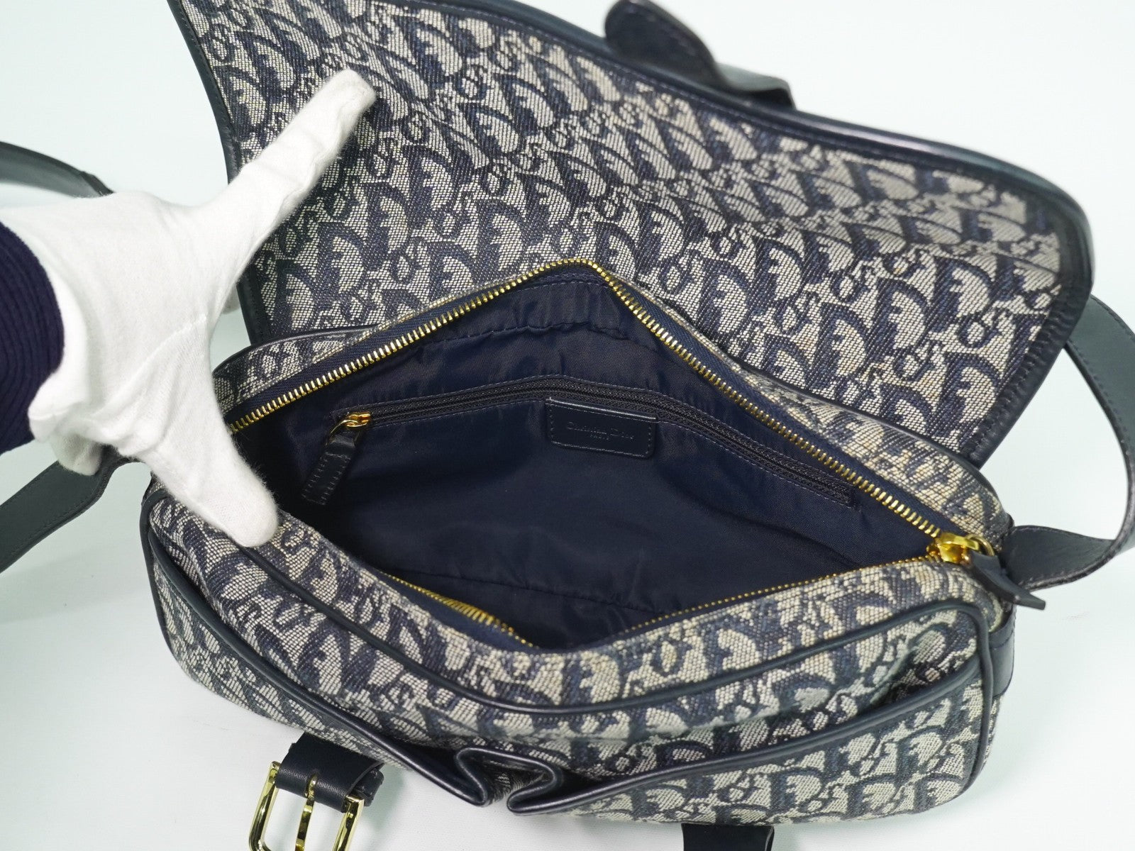 Christian Dior Trotter Shoulder Bag Canvas Gray Canvas Shoulder Bag Bag (Pre-Owned)