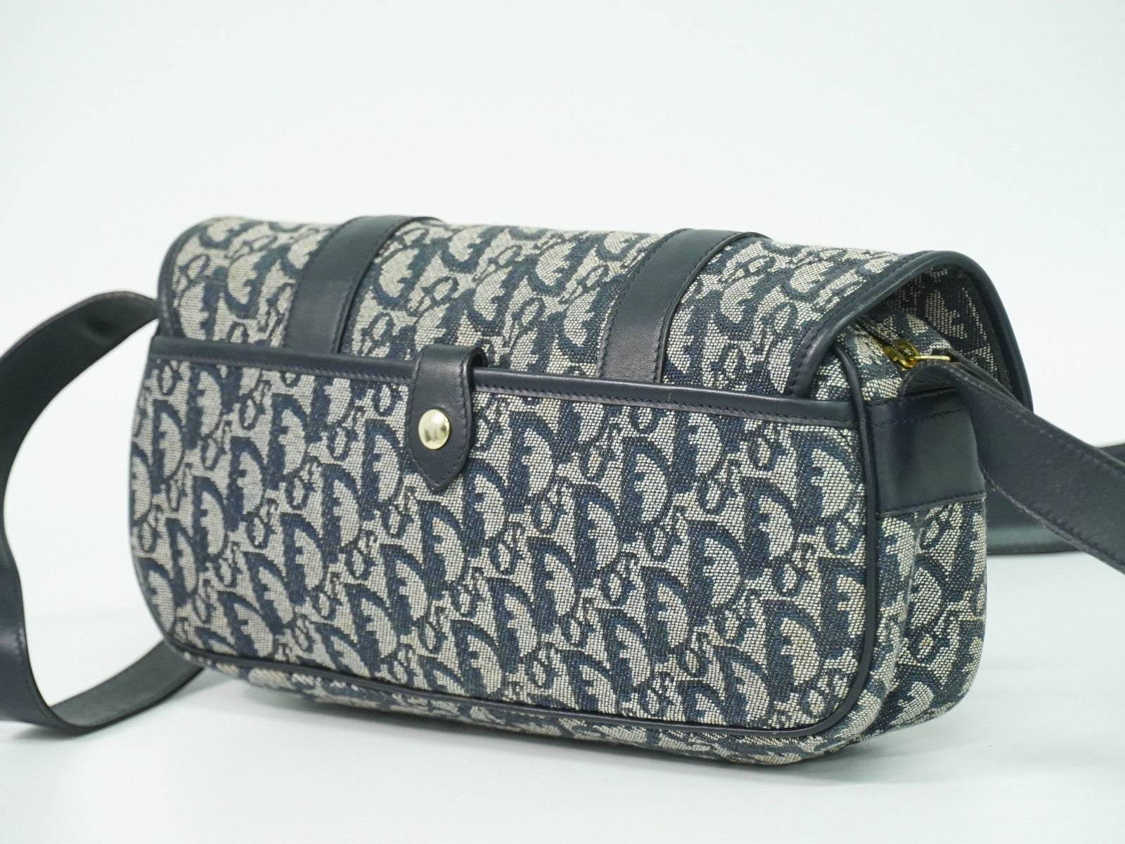 Christian Dior Trotter Shoulder Bag Canvas Gray Canvas Shoulder Bag Bag (Pre-Owned)