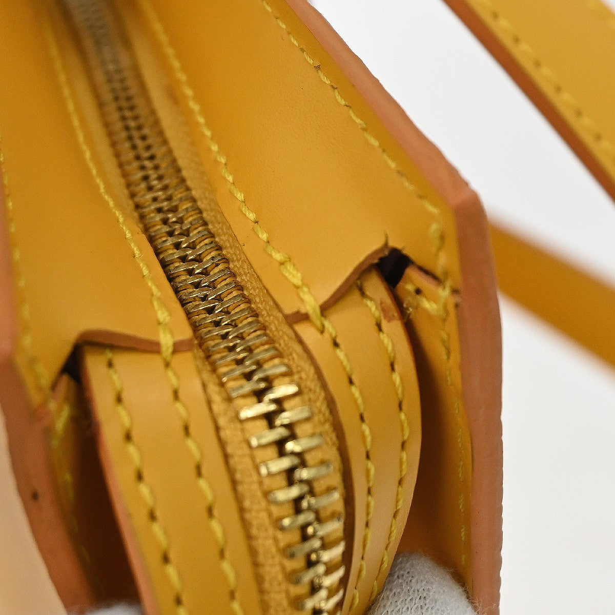 Louis Vuitton Saint Jacques Handbag Epi Leather Yellow Leather Shoulder Bag Bag (Pre-Owned)
