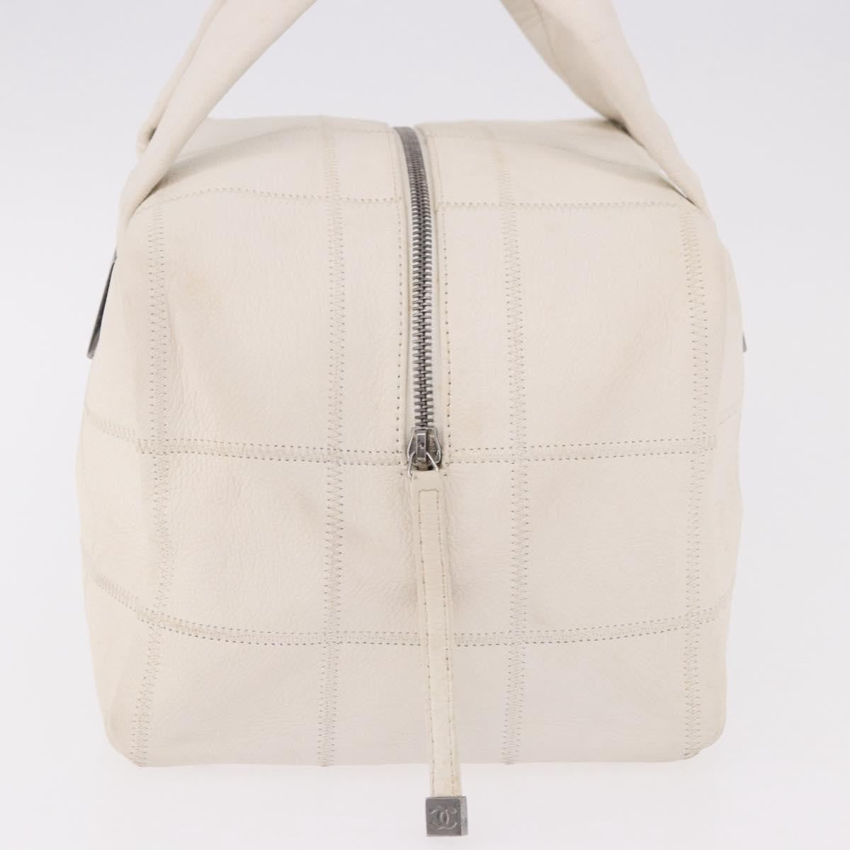 Chanel Square Stitch Bowler Bag Qulted Leather White Leather Handbag (Pre-Owned)