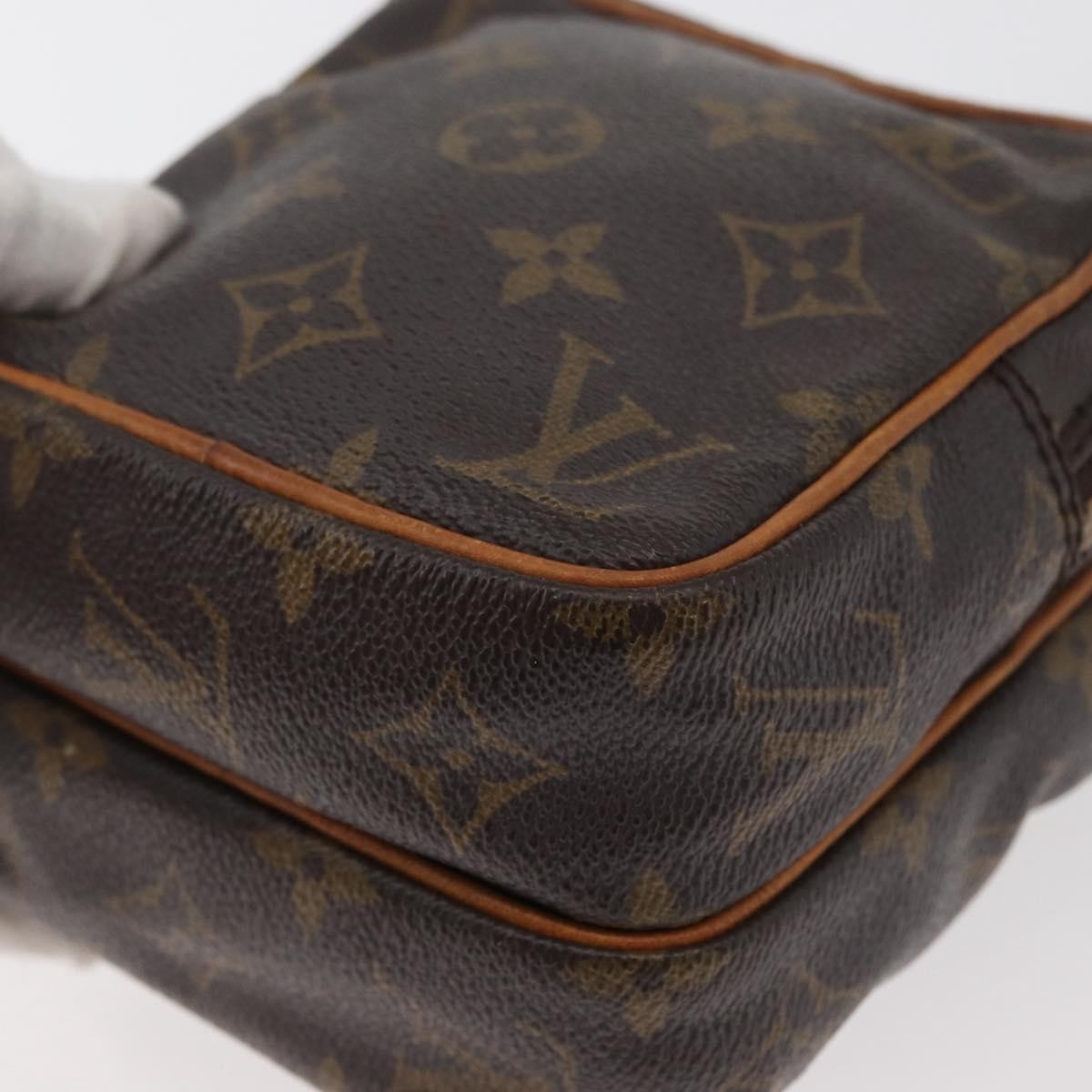 Louis Vuitton Amazone Bag Monogram Canvas Brown Canvas Shoulder Bag Bag (Pre-Owned)