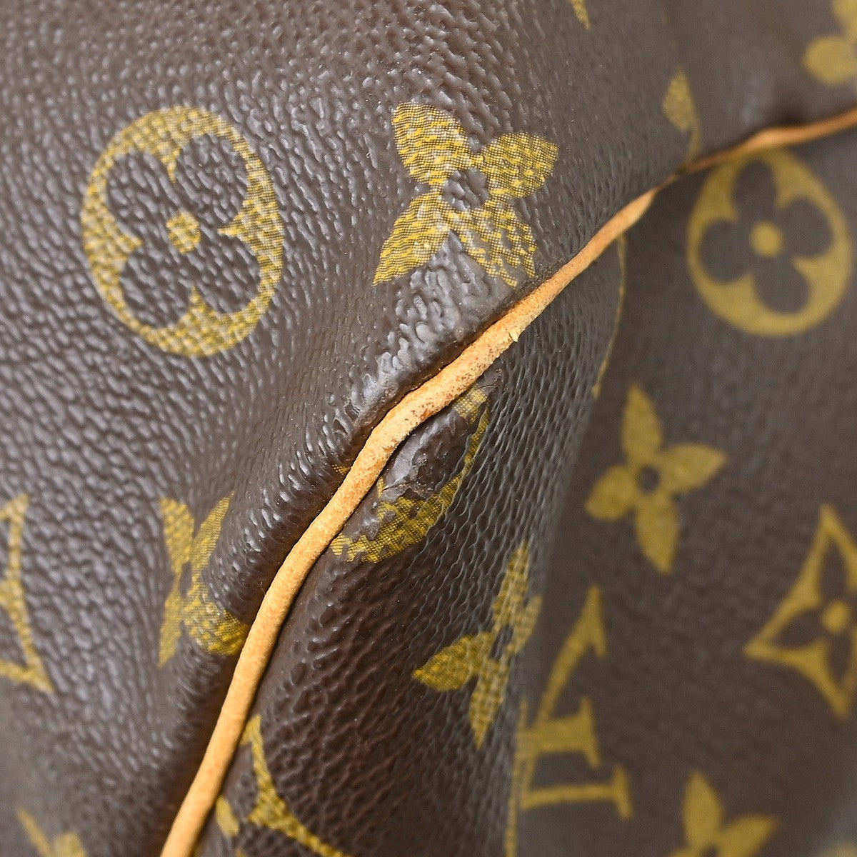 Louis Vuitton Keepall Bandouliere Bag Monogram Canvas Brown Canvas Travel Bag Bag (Pre-Owned)