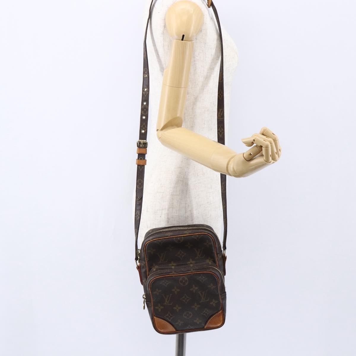 Louis Vuitton Amazone Bag Monogram Canvas Brown Canvas Shoulder Bag Bag (Pre-Owned)