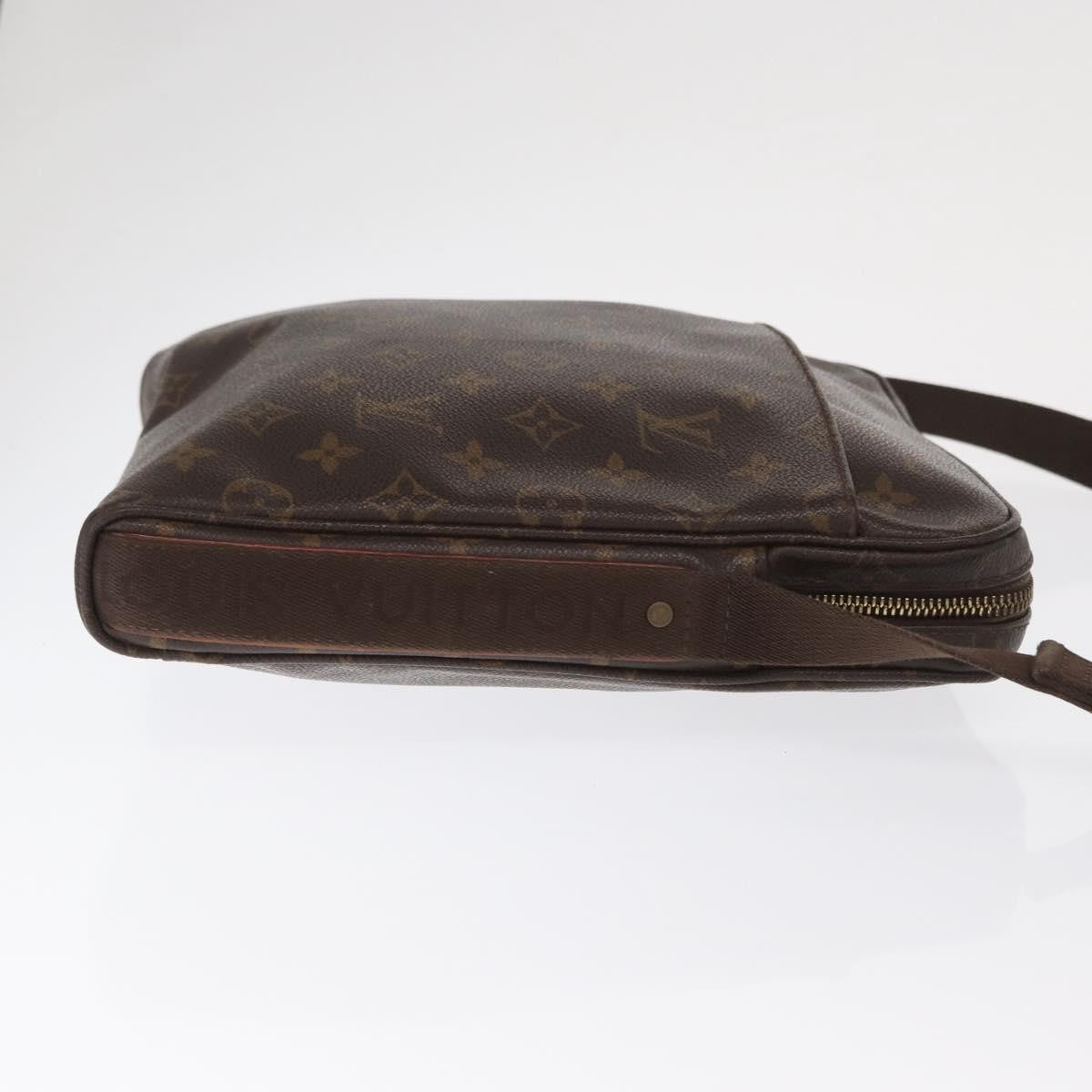Louis Vuitton Trotteur Beaubourg Handbag Monogram Canvas Brown Canvas Shoulder Bag Bag (Pre-Owned)