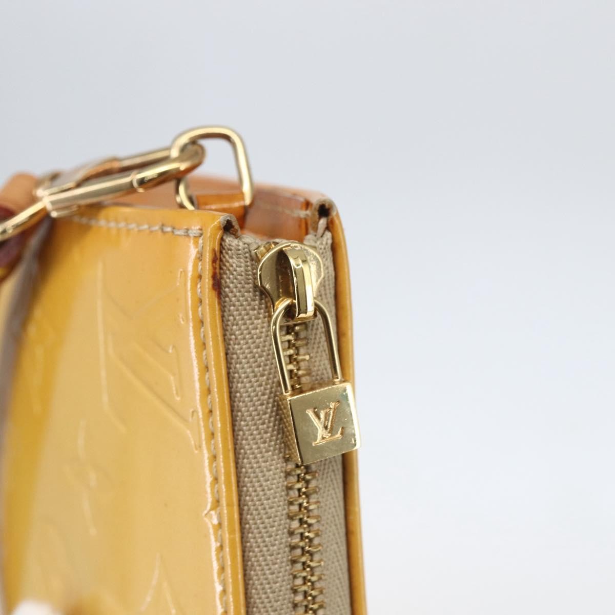 Louis Vuitton Lexington Pochette Monogram Vernis Beige Patent_Leather Clutche & Pouche Bag (Pre-Owned)