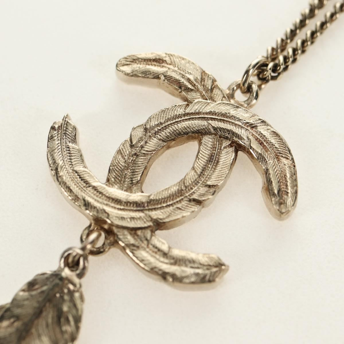 Chanel Feather Cc Pendant Necklace Metal Gold Metal Necklace Jewelry (Pre-Owned)