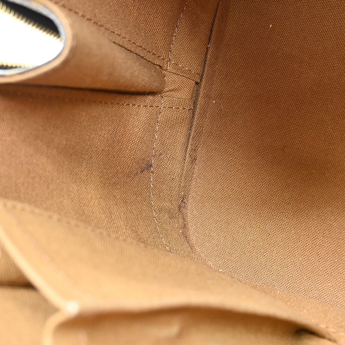 Louis Vuitton Alma Handbag Monogram Canvas Brown Canvas Handbag (Pre-Owned)