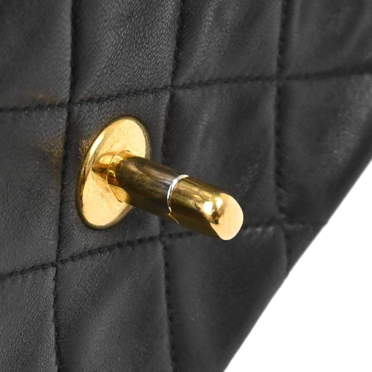 Chanel Timeless - Classic Double Flap Bag Leather Black Leather Shoulder Bag Bag (Pre-Owned)