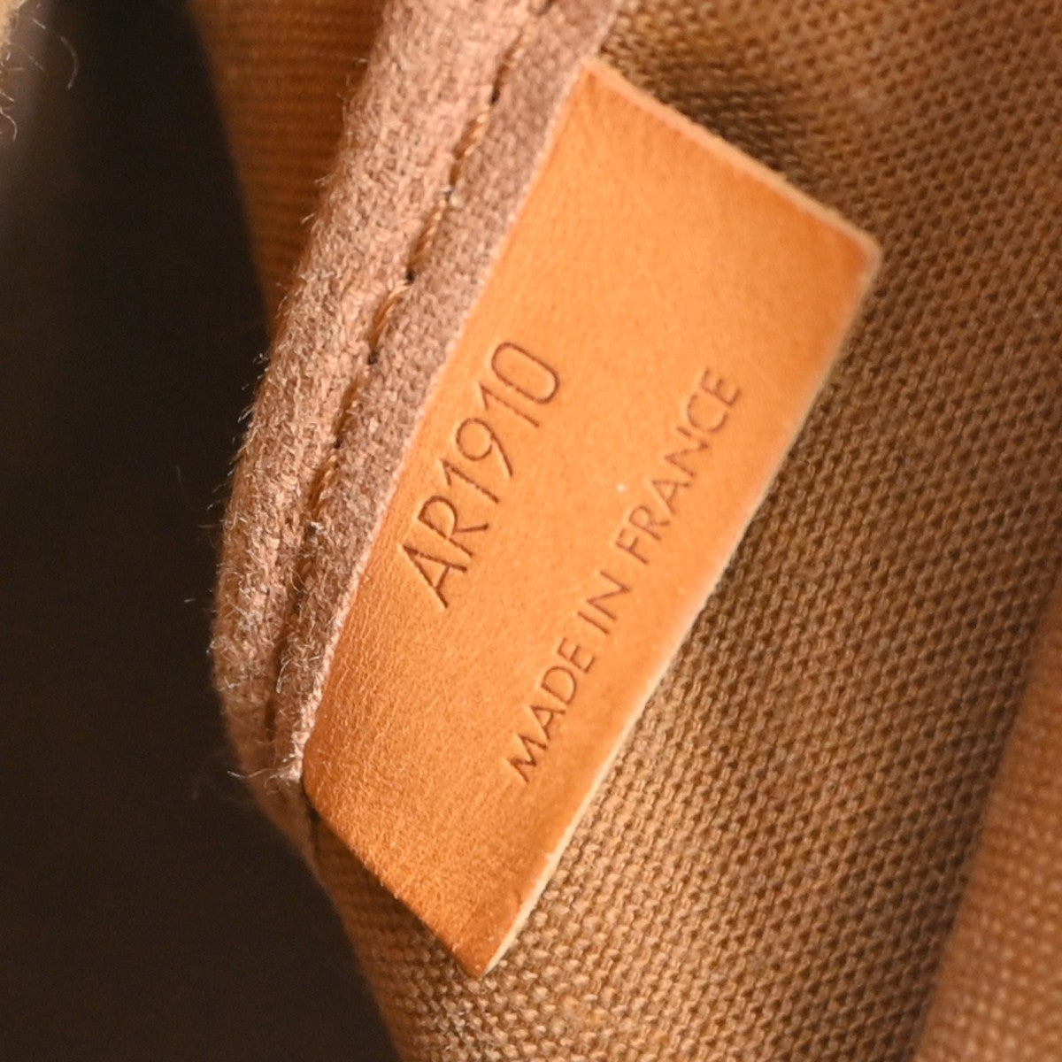Louis Vuitton Saumur Handbag Monogram Canvas Brown Canvas Shoulder Bag Bag (Pre-Owned)