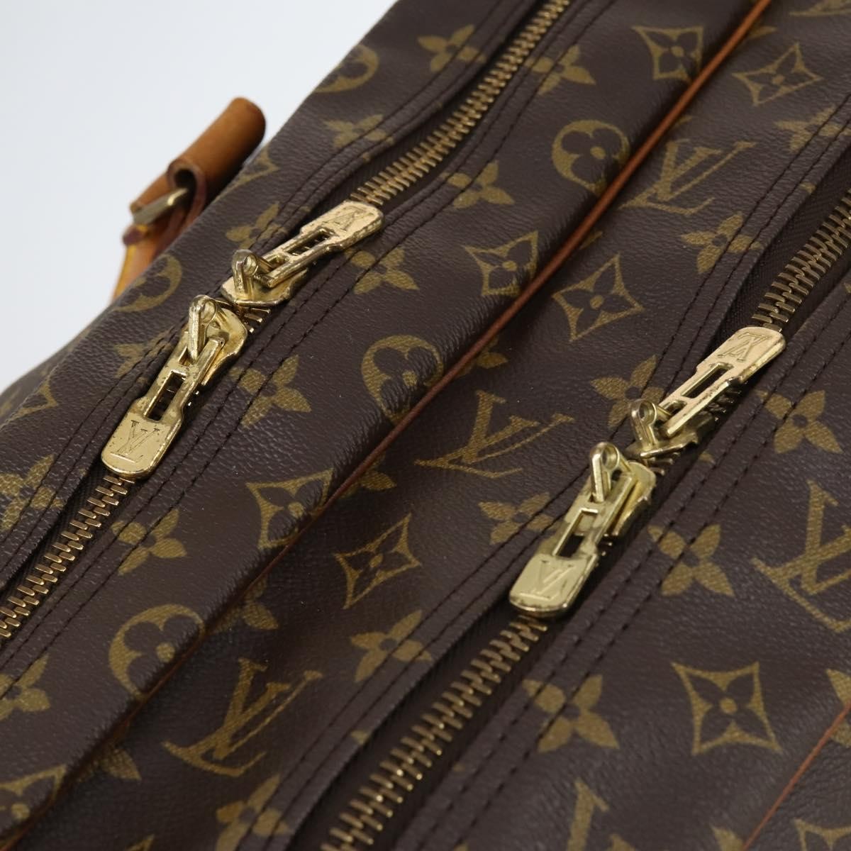 Louis Vuitton Sirius Handbag Monogram Canvas Brown Canvas Travel Bag Bag (Pre-Owned)