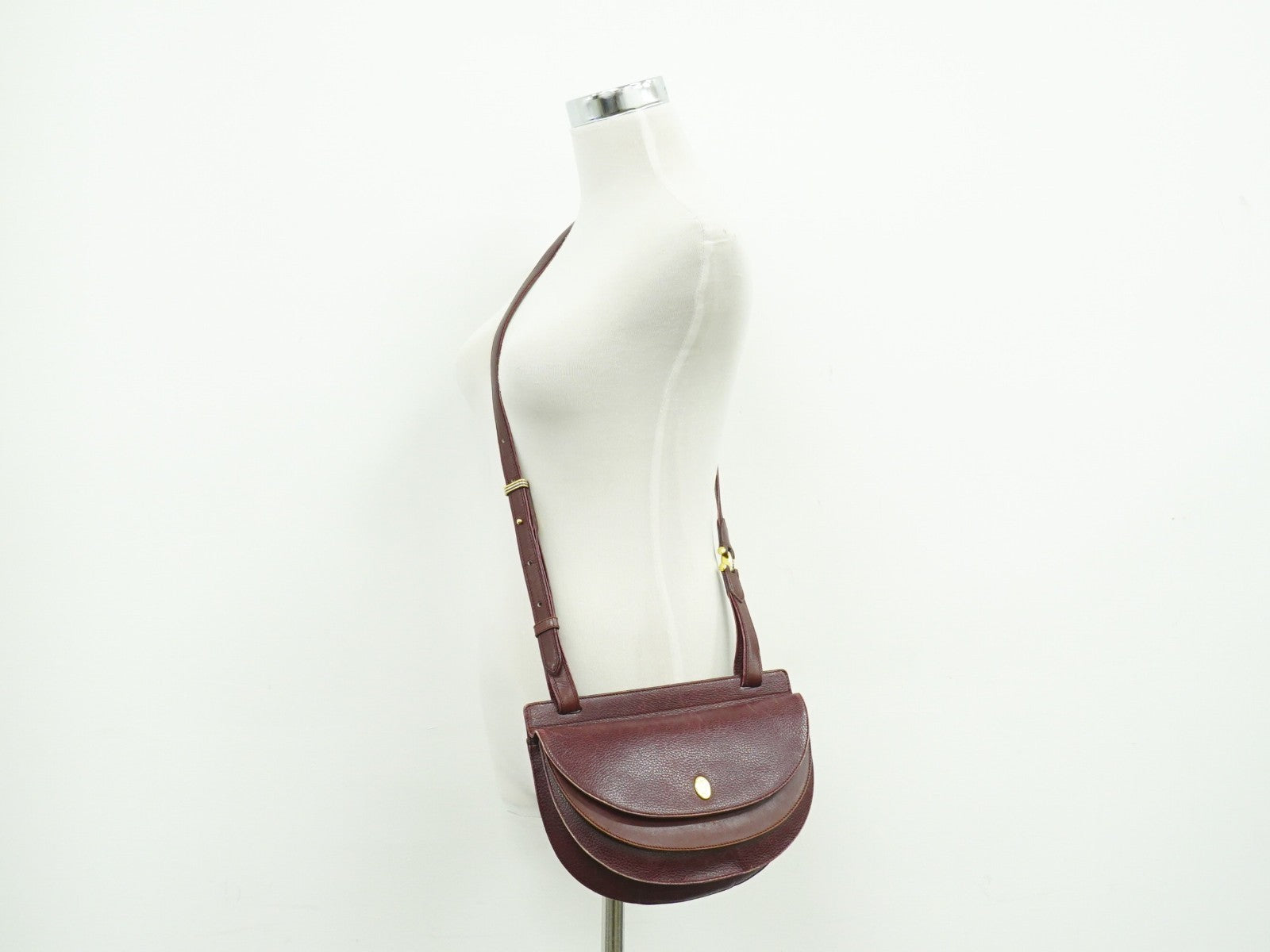 Cartier Must De Cartier Shoulder Bag Leather Burgundy Leather Shoulder Bag Bag (Pre-Owned)