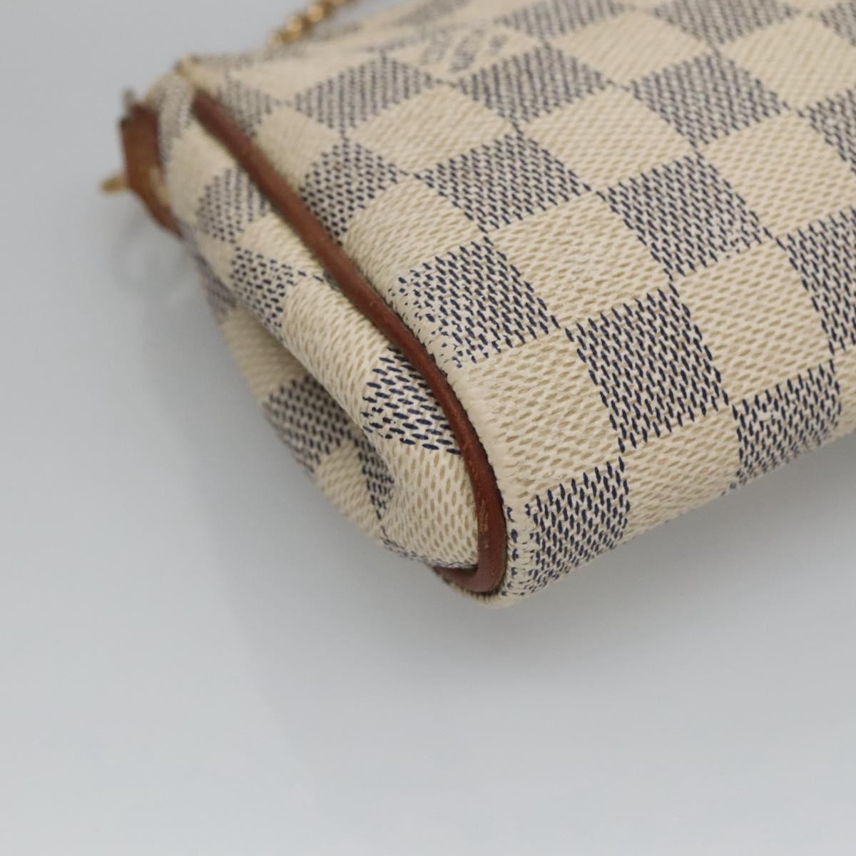 Louis Vuitton Eva Handbag Damier White Canvas Shoulder Bag Bag (Pre-Owned)