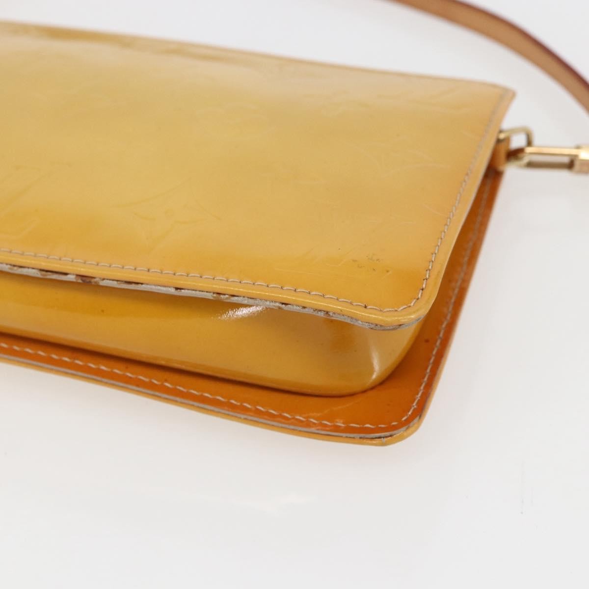 Louis Vuitton Lexington Pochette Monogram Vernis Beige Patent_Leather Clutche & Pouche Bag (Pre-Owned)
