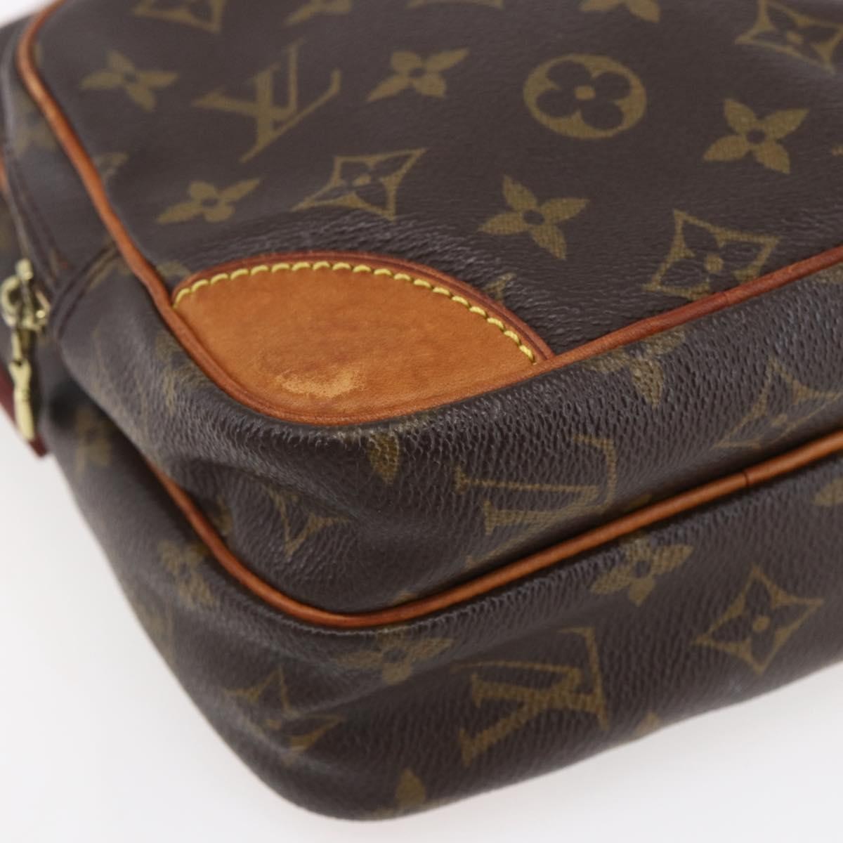 Louis Vuitton Amazone Bag Monogram Canvas Brown Canvas Shoulder Bag Bag (Pre-Owned)