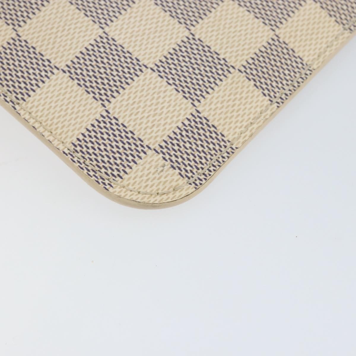 Louis Vuitton Neverfull Pochette Damier White Canvas Clutche & Pouche Bag (Pre-Owned)