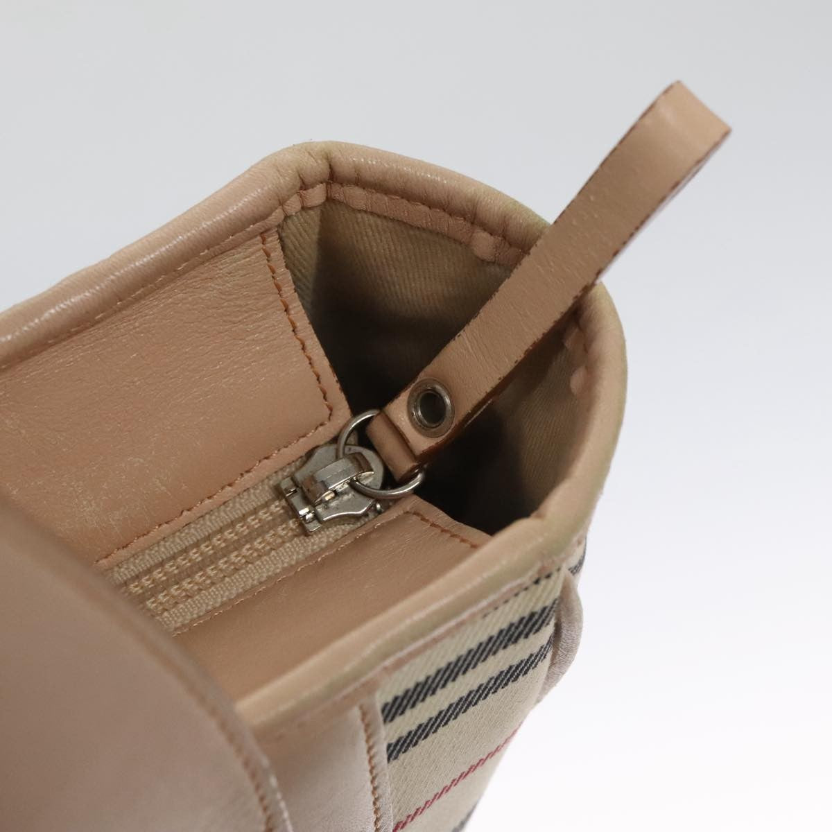 Burberry Nova Check Handbag Nova Check Canvas And Leather Beige Canvas Handbag (Pre-Owned)