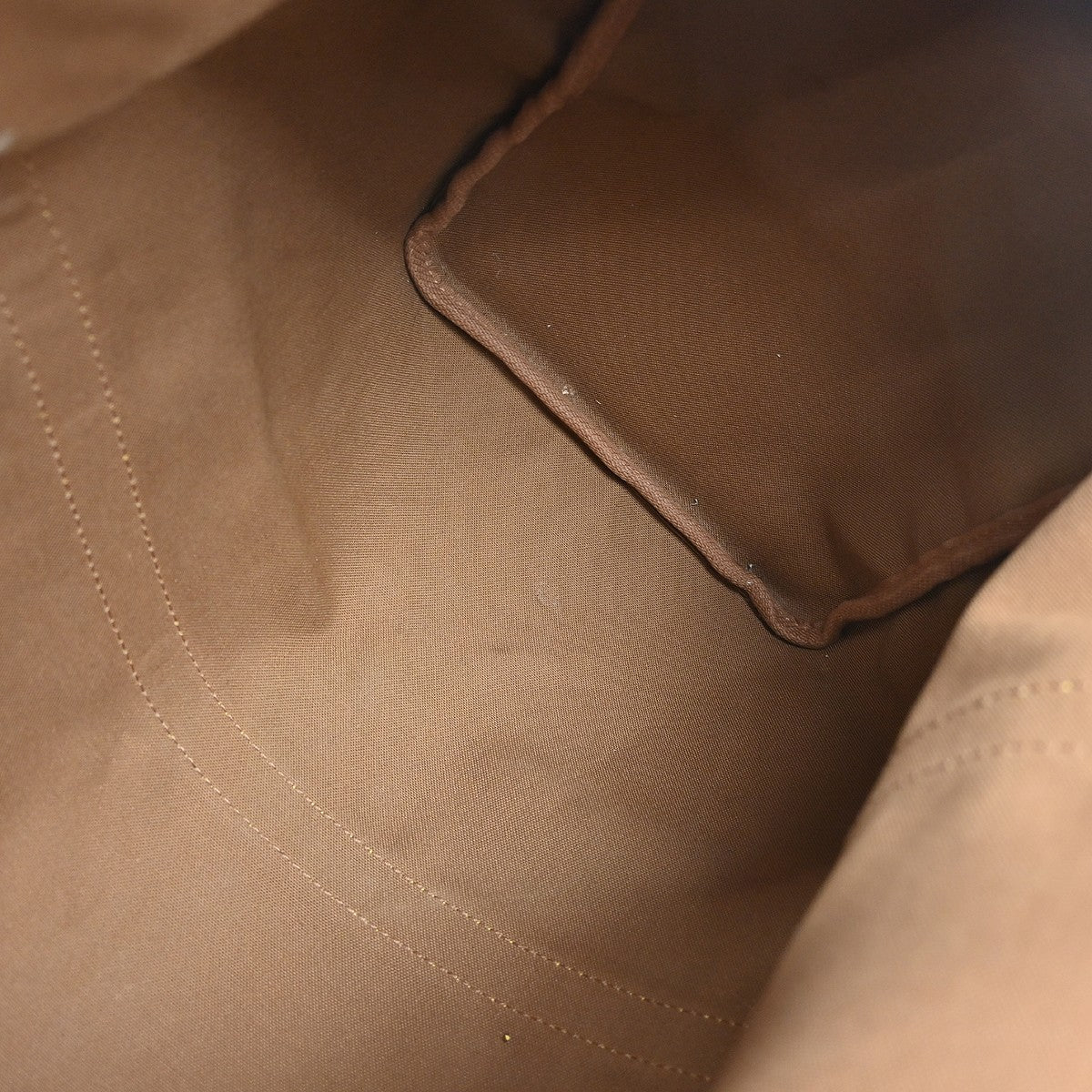 Louis Vuitton Keepall Bag Monogram Canvas Brown Canvas Travel Bag Bag (Pre-Owned)