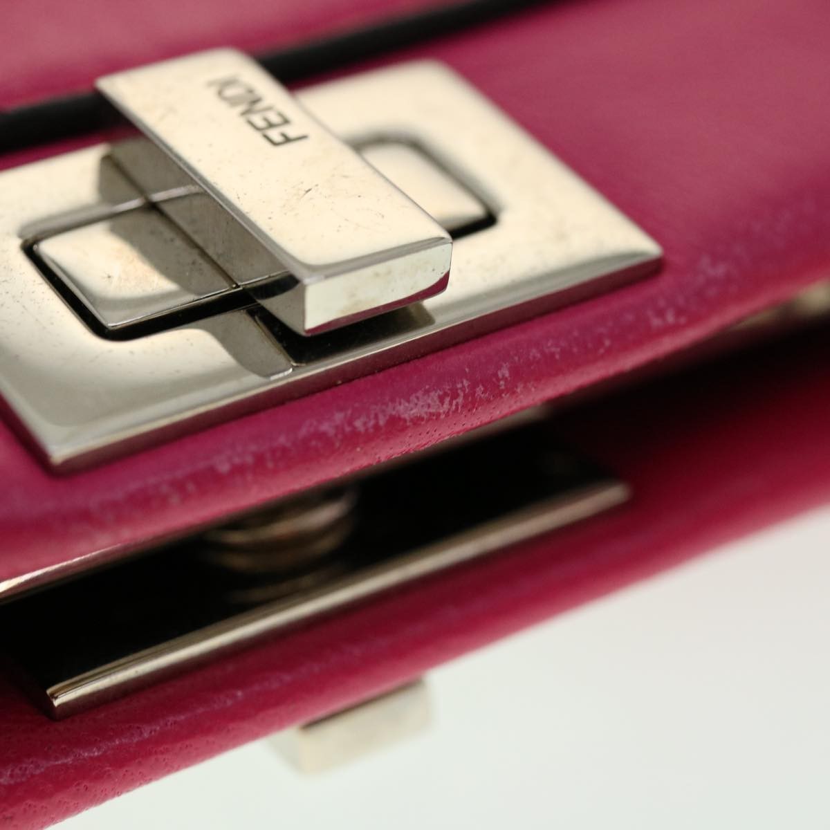 Fendi Peekaboo Bag Leather Pink Leather Handbag (Pre-Owned)