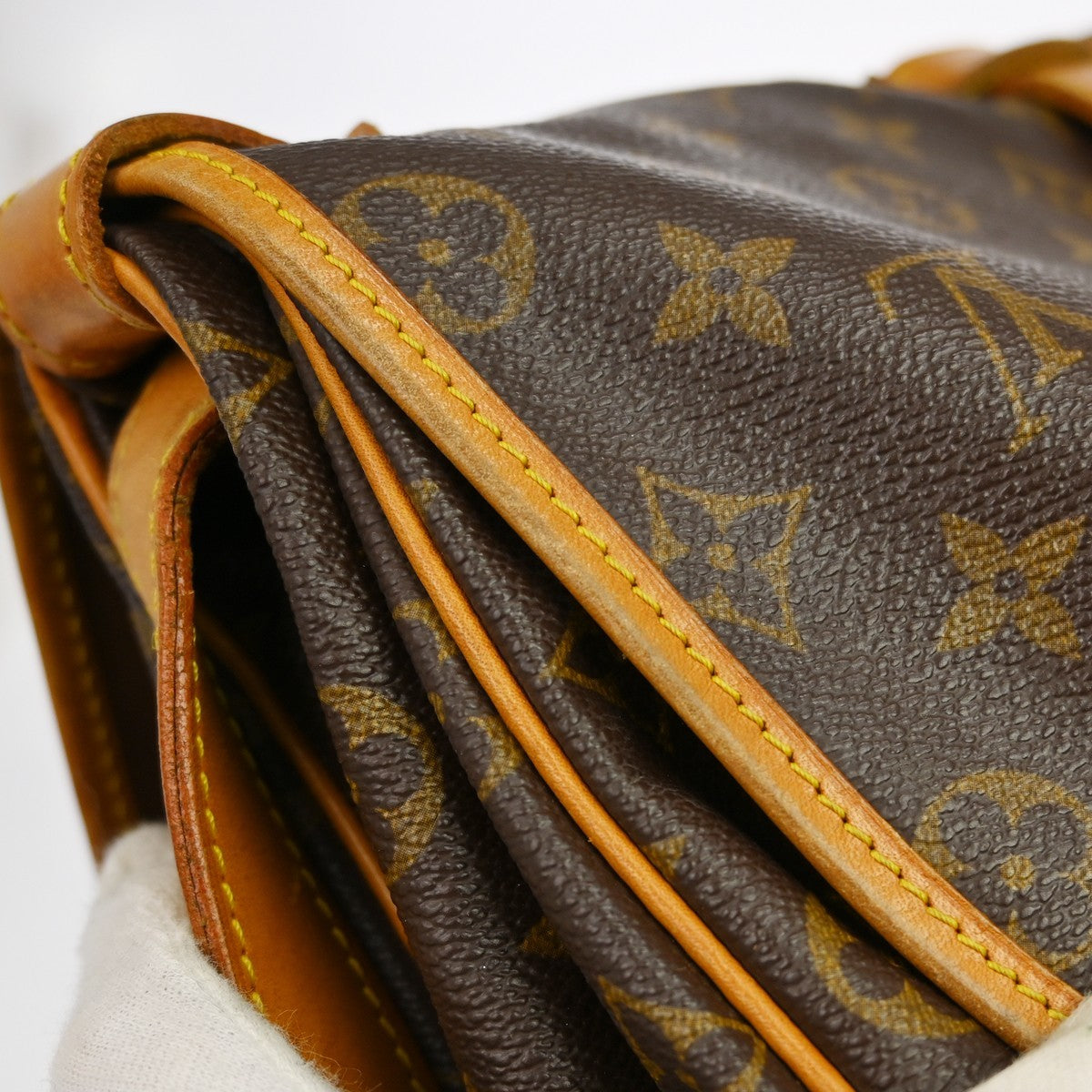 Louis Vuitton Saumur Handbag Monogram Canvas Brown Canvas Shoulder Bag Bag (Pre-Owned)