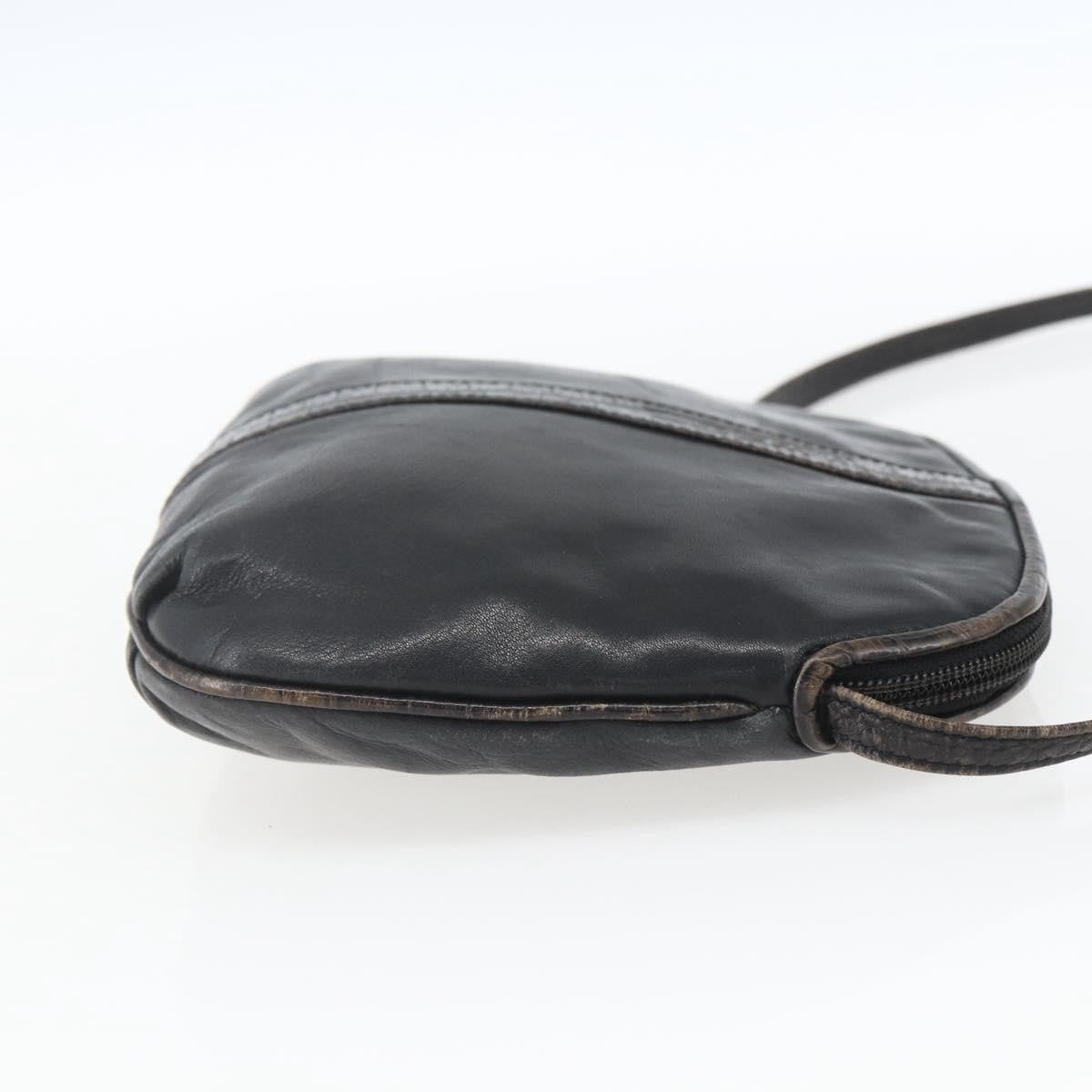 Fendi Vintage Shoulderbag Leather Black Leather Shoulder Bag Bag (Pre-Owned)