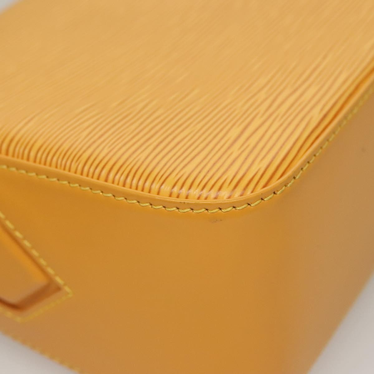 Louis Vuitton Buci Handbag Epi Leather Yellow Leather Shoulder Bag Bag (Pre-Owned)