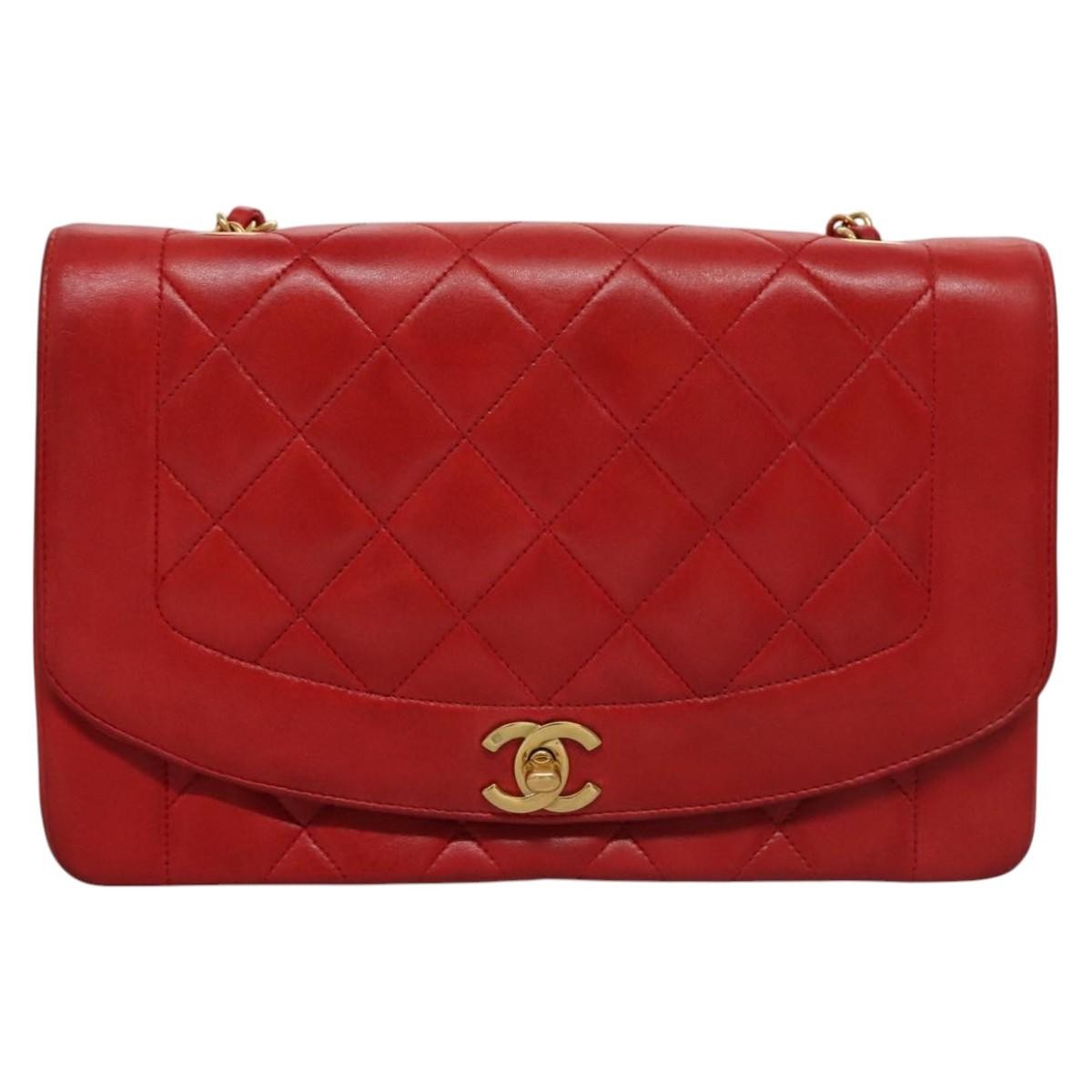 Chanel Vintage Diana Flap Bag Quilted Lambskin Red Leather Crossbody Bag Bag (Pre-Owned)