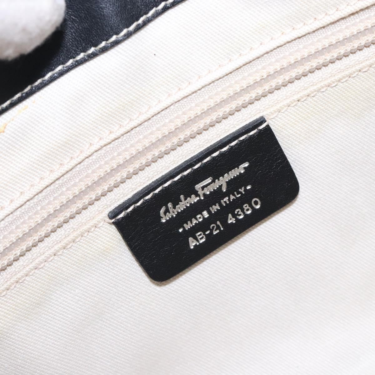 Salvatore Ferragamo Gancini Shoulder Bag Leather Black Leather Shoulder Bag Bag (Pre-Owned)