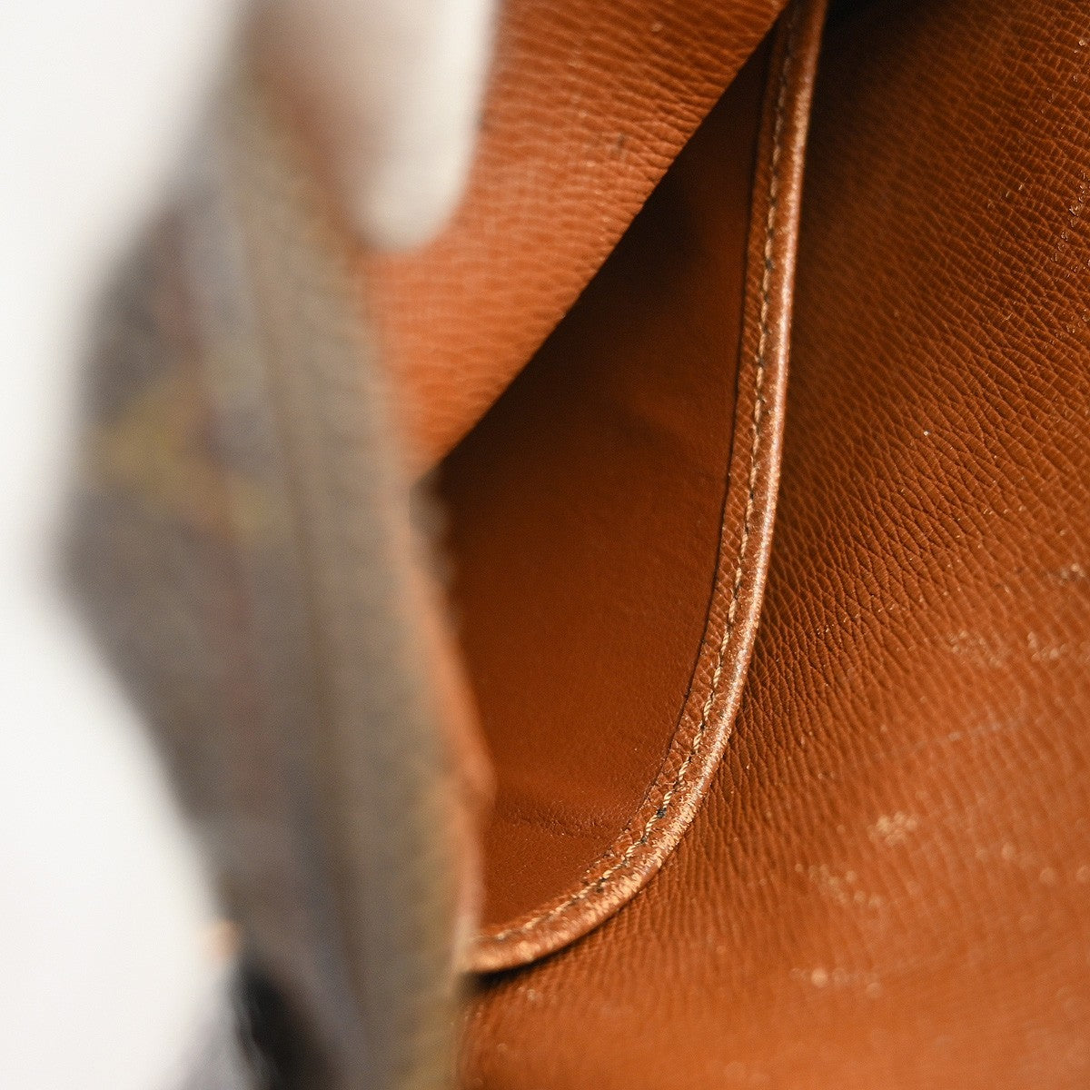 Louis Vuitton Amazone Bag Monogram Canvas Brown Canvas Shoulder Bag Bag (Pre-Owned)