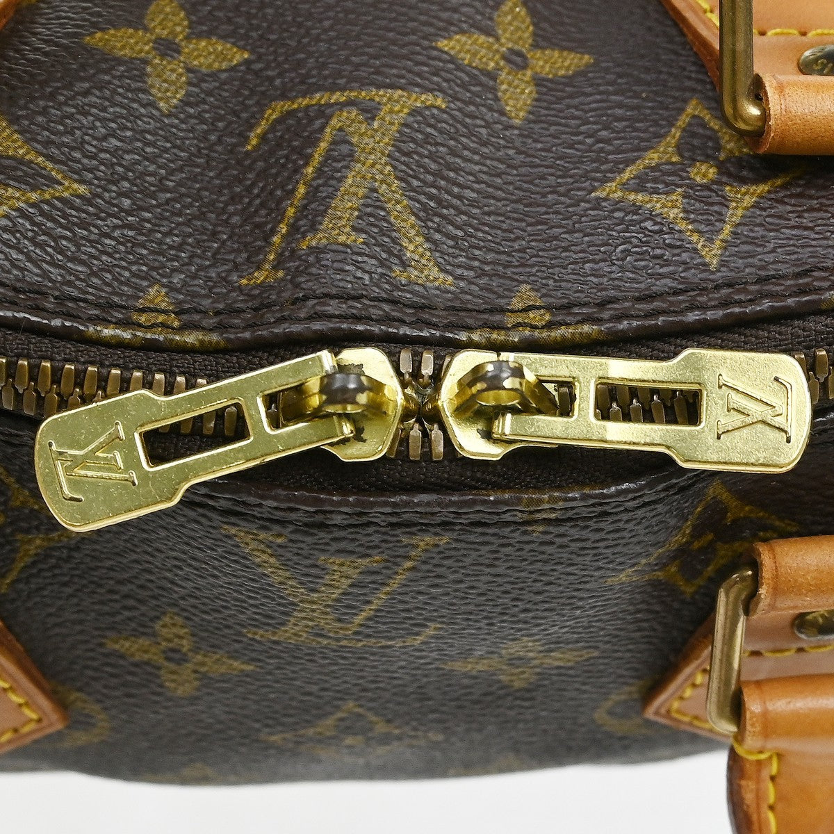 Louis Vuitton Alma Handbag Monogram Canvas Brown Canvas Handbag (Pre-Owned)