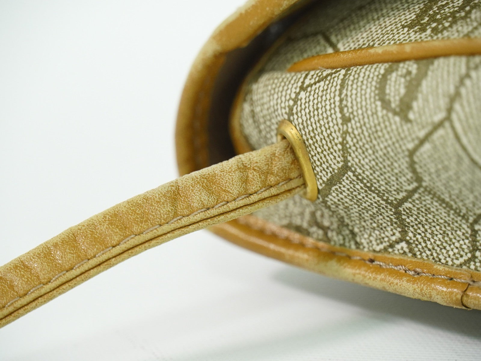 Christian Dior Vintage Honeycomb Shoulder Bag Canvas Beige Canvas Shoulder Bag Bag (Pre-Owned)