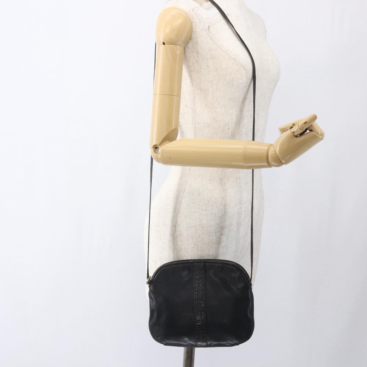 Fendi Vintage Shoulderbag Leather Black Leather Shoulder Bag Bag (Pre-Owned)