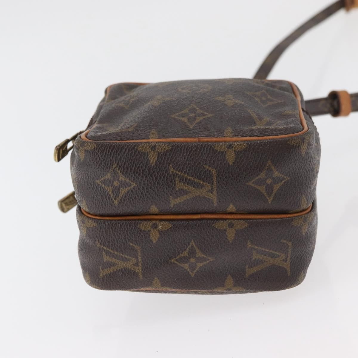 Louis Vuitton Amazone Bag Monogram Canvas Brown Canvas Shoulder Bag Bag (Pre-Owned)