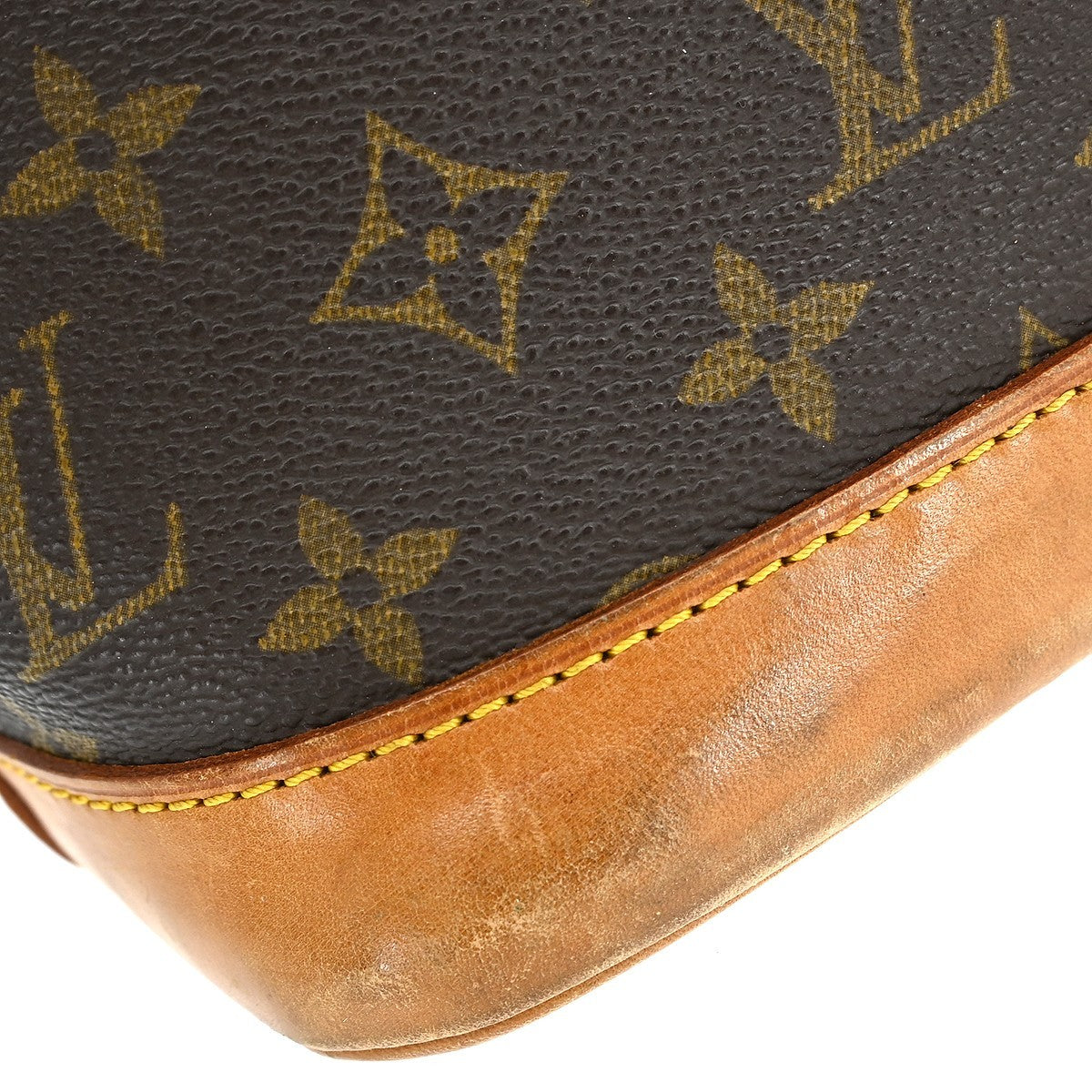 Louis Vuitton Alma Handbag Monogram Canvas Brown Canvas Handbag (Pre-Owned)
