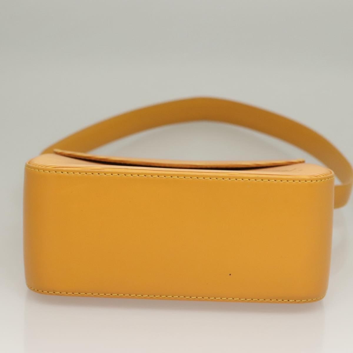Louis Vuitton Buci Handbag Epi Leather Yellow Leather Shoulder Bag Bag (Pre-Owned)