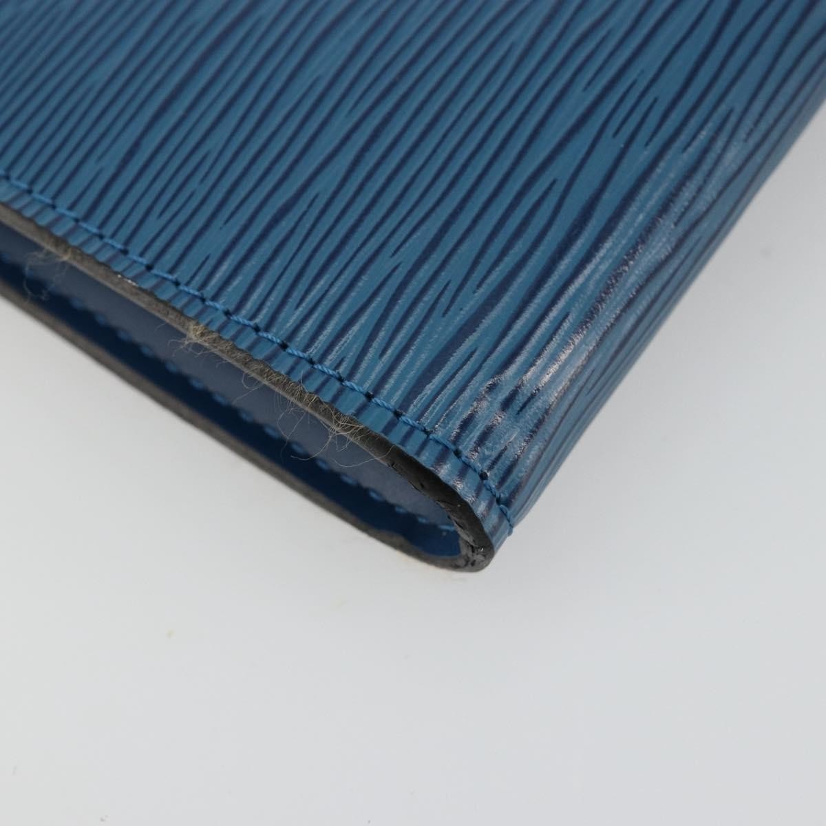 Louis Vuitton Pochette Accessoires Epi Leather Blue Leather Clutche & Pouche Bag (Pre-Owned)