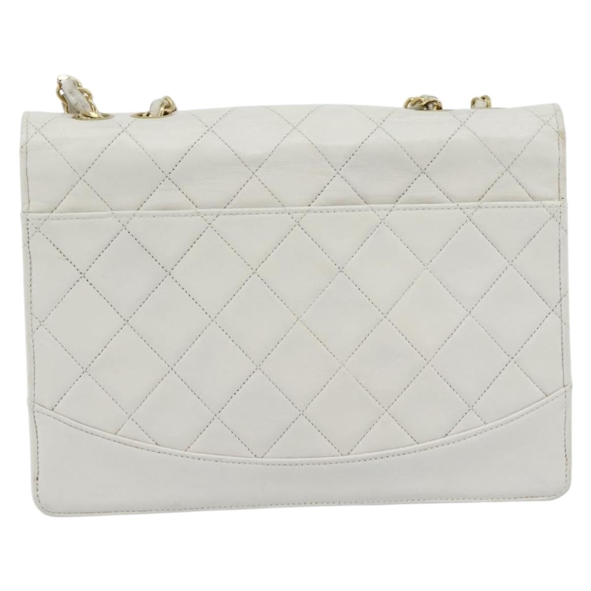 Chanel Vintage Mademoiselle Lock Trapezoid Flap Bag Quilted Lambskin White Leather Shoulder Bag Bag (Pre-Owned)