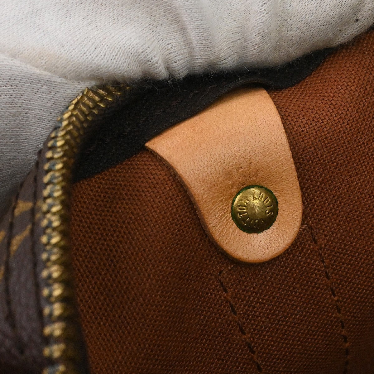 Louis Vuitton Keepall Bag Monogram Canvas Brown Canvas Travel Bag Bag (Pre-Owned)