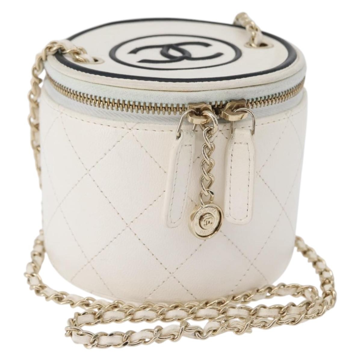 Chanel Cc Round Vanity Case With Chain Quilted Lambskin White Leather Clutche & Pouche Bag (Pre-Owned)
