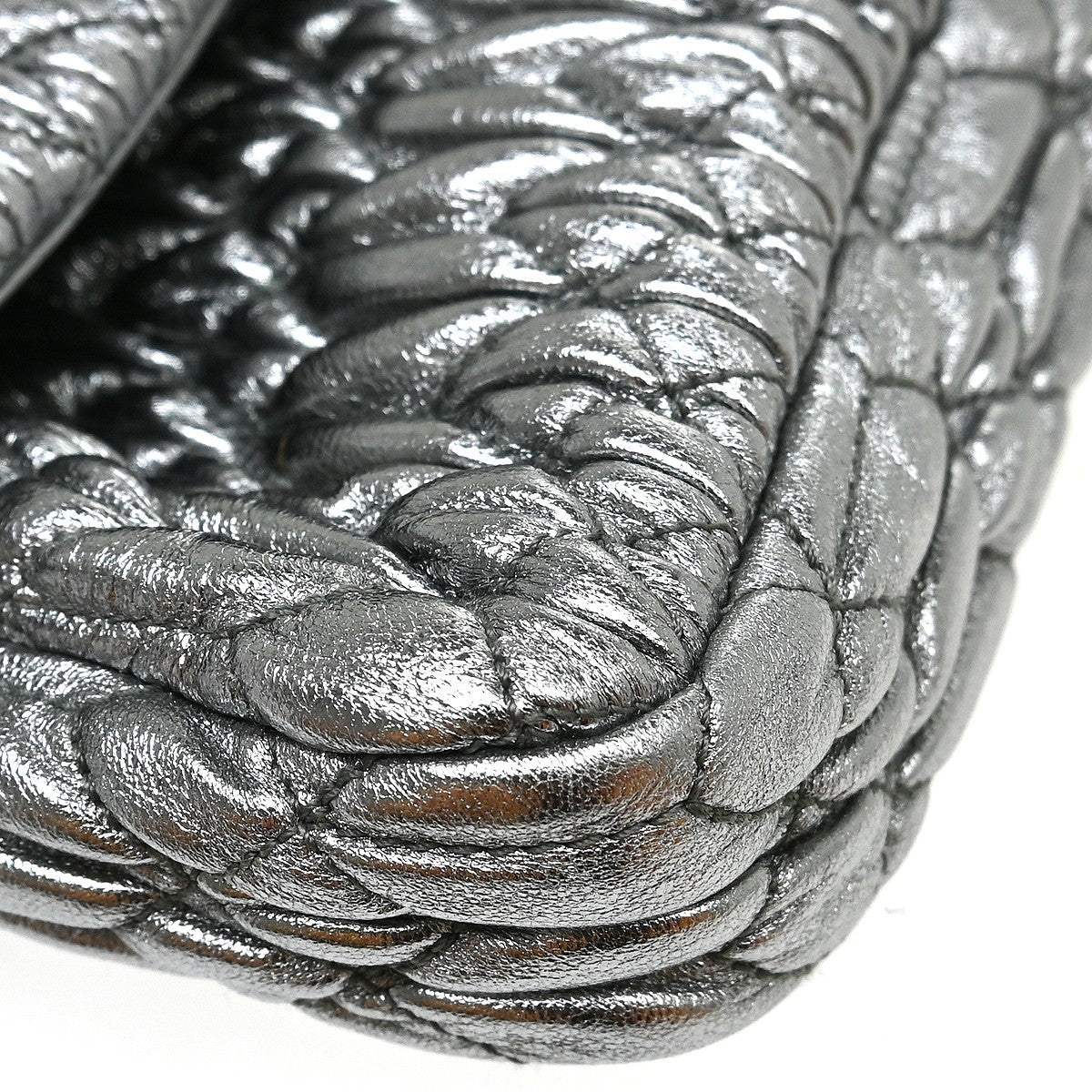 Miu Miu Nappa Matelassè Leather Silver Leather Handbag (Pre-Owned)