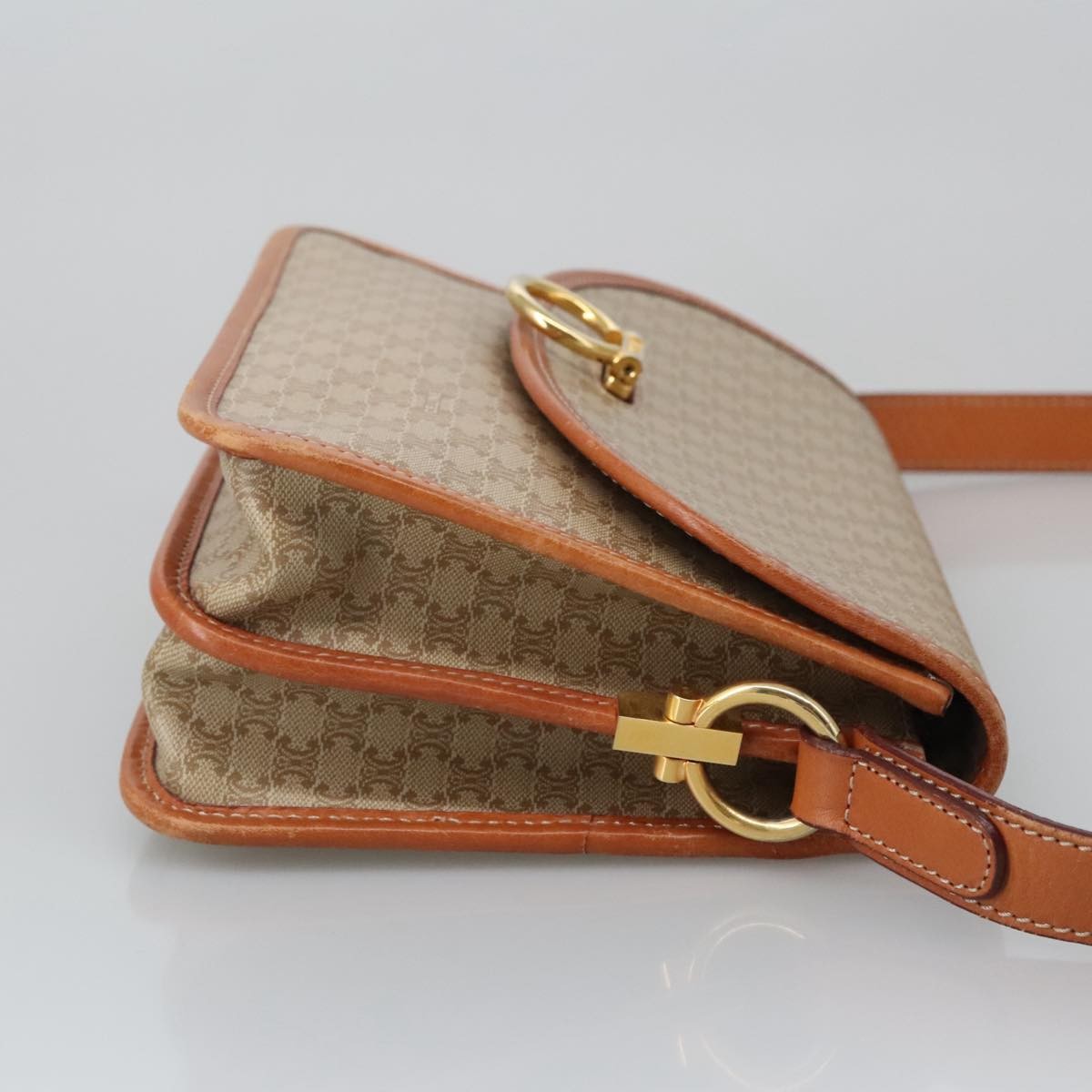 Celine Vintage Macadam Shoulder Bag Canvas And Leather Beige Canvas Shoulder Bag Bag (Pre-Owned)