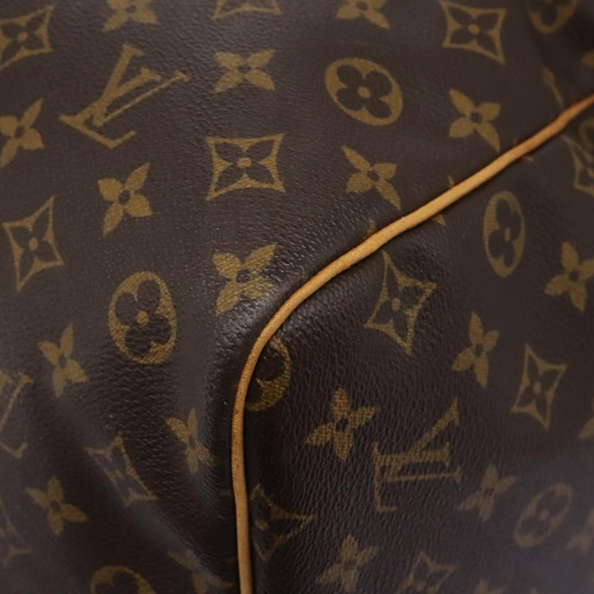 Louis Vuitton Keepall Bag Monogram Canvas Brown Canvas Travel Bag Bag (Pre-Owned)