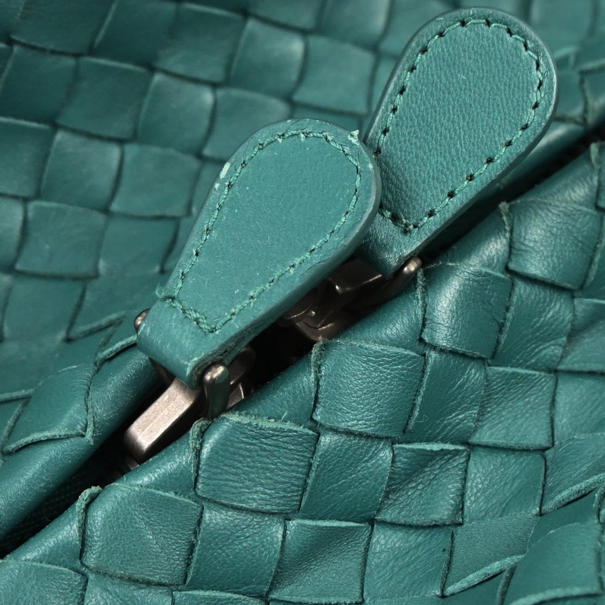 Bottega Veneta Zip Cube Messenger Intrecciato Nappa Green Leather Shoulder Bag Bag (Pre-Owned)