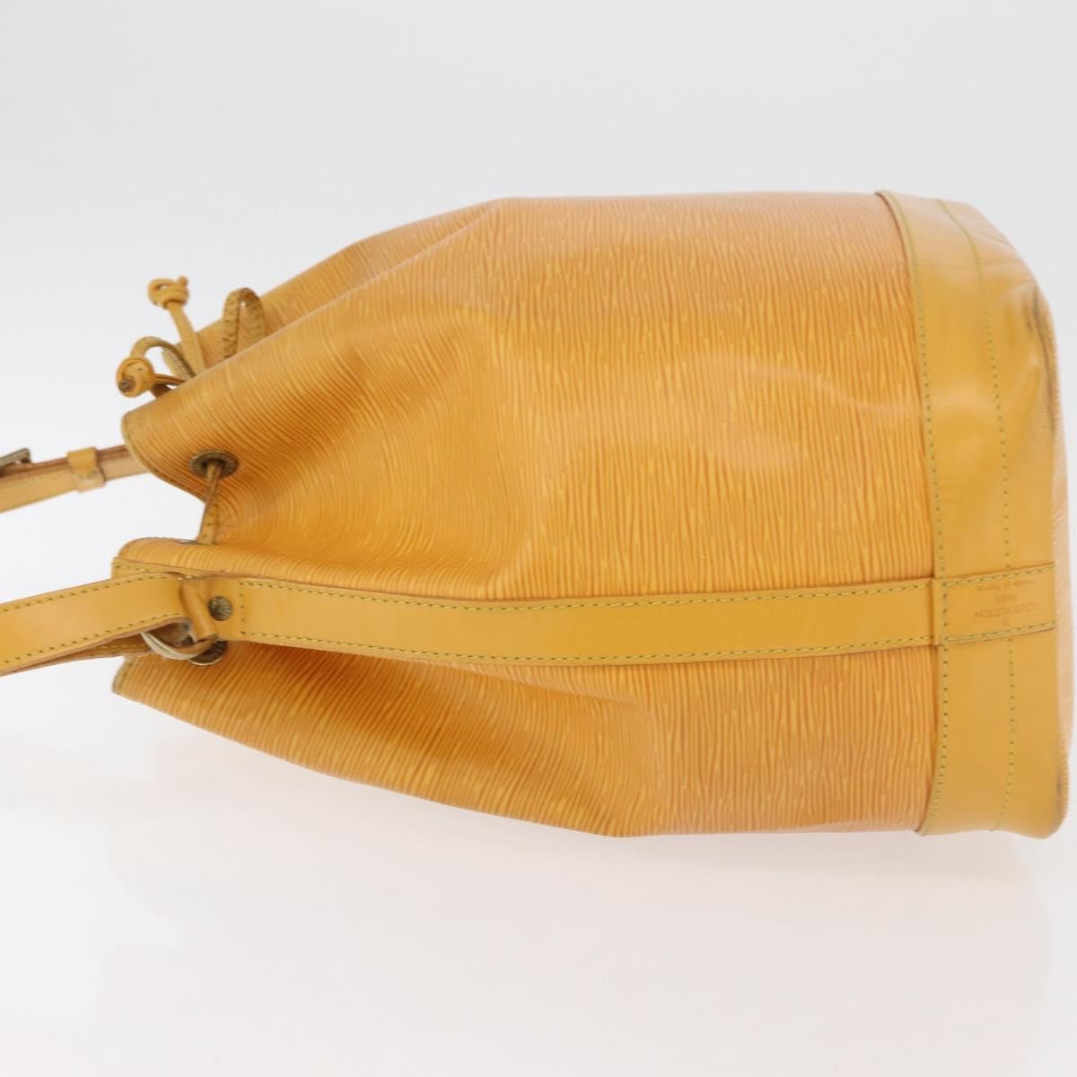 Louis Vuitton Noe Handbag Epi Leather Yellow Leather Shoulder Bag Bag (Pre-Owned)
