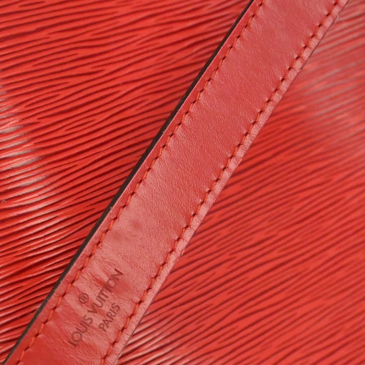 Louis Vuitton Noe Handbag Epi Leather Red Leather Shoulder Bag Bag (Pre-Owned)