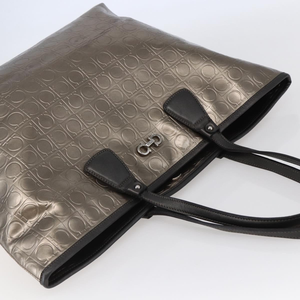 Salvatore Ferragamo Gancini Tote Patent Leather Gold Patent_Leather Tote Bag Bag (Pre-Owned)